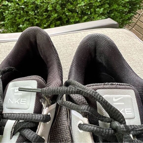 Nike Training Varsity Compete TR 3 sneakers in gray, black, and white Sz 12 men - Picture 2 of 14